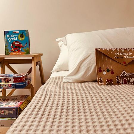 2 Bedroom Apt - Live Like A Local In Kolonaki Ateny Zewnętrze zdjęcie