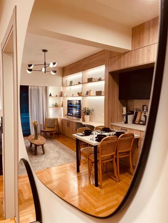 2 Bedroom Apt - Live Like A Local In Kolonaki Ateny Zewnętrze zdjęcie
