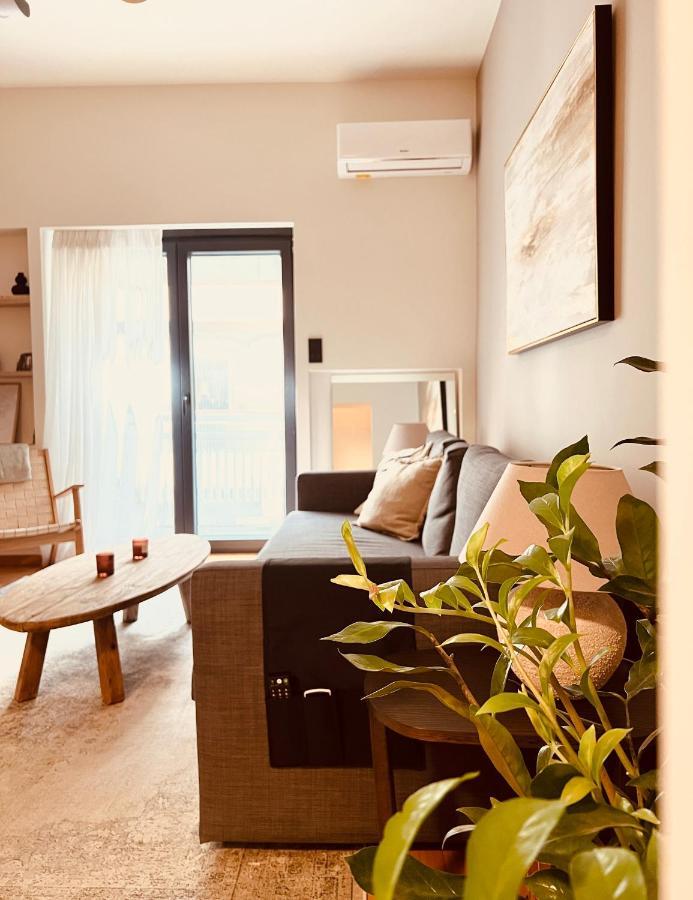 2 Bedroom Apt - Live Like A Local In Kolonaki Ateny Zewnętrze zdjęcie