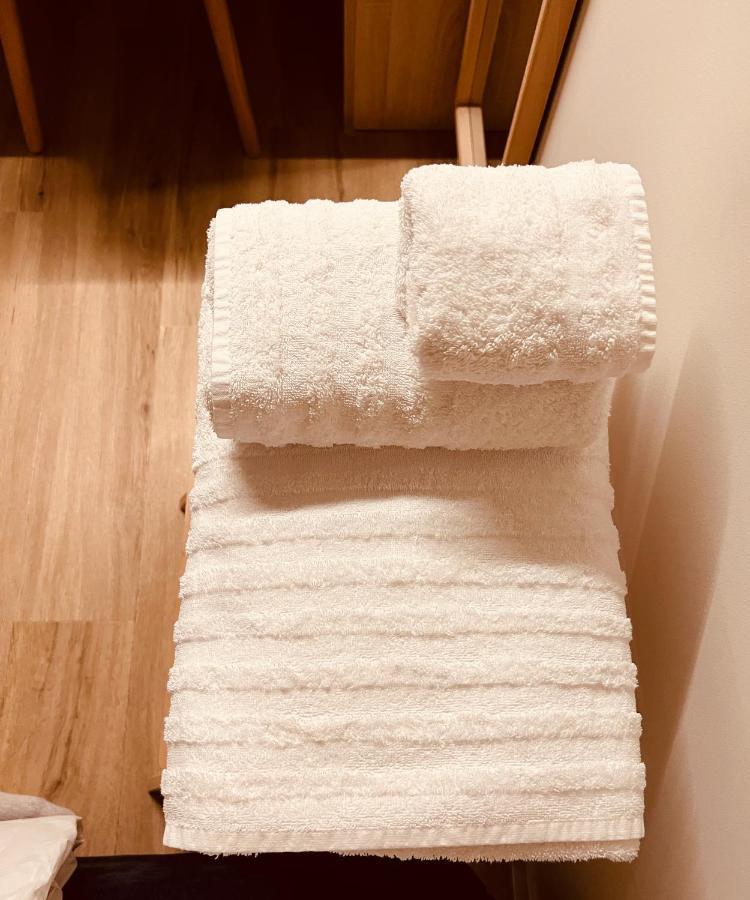 2 Bedroom Apt - Live Like A Local In Kolonaki Ateny Zewnętrze zdjęcie