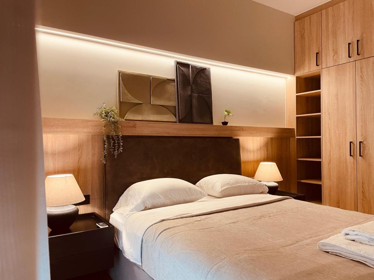 2 Bedroom Apt - Live Like A Local In Kolonaki Ateny Zewnętrze zdjęcie