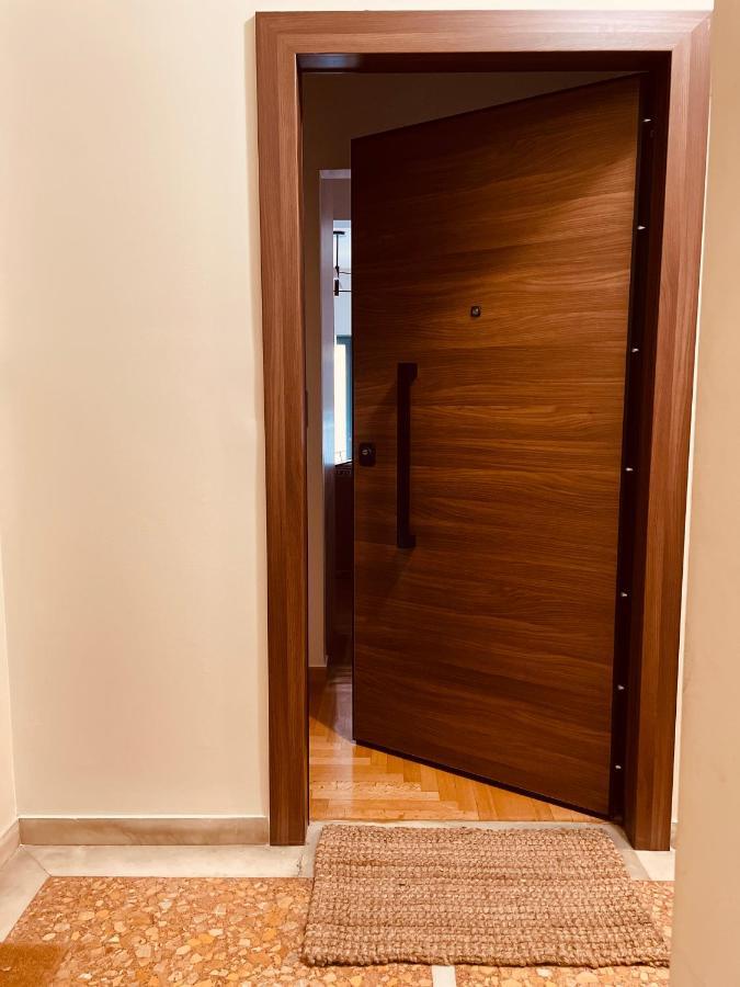 2 Bedroom Apt - Live Like A Local In Kolonaki Ateny Zewnętrze zdjęcie