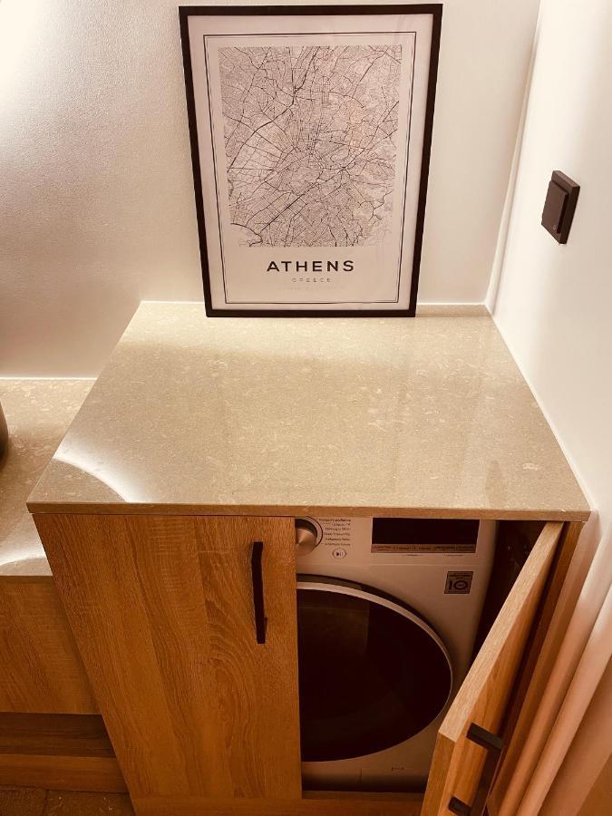 2 Bedroom Apt - Live Like A Local In Kolonaki Ateny Zewnętrze zdjęcie